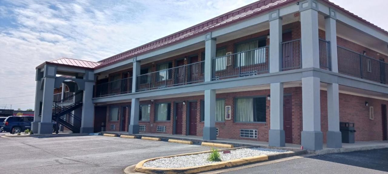 Red Roof Inn & Suites Скотсборо Экстерьер фото